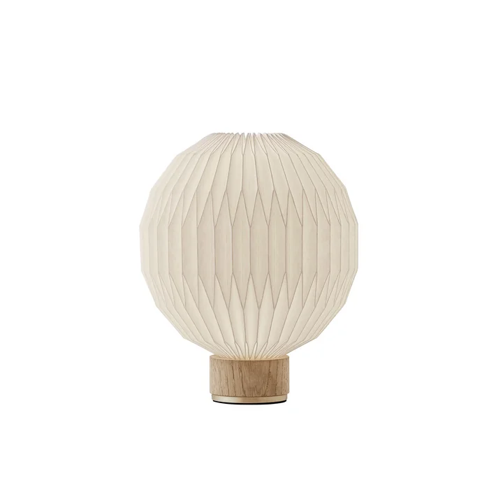 375 Table lamp small by Le Klint in oak / white