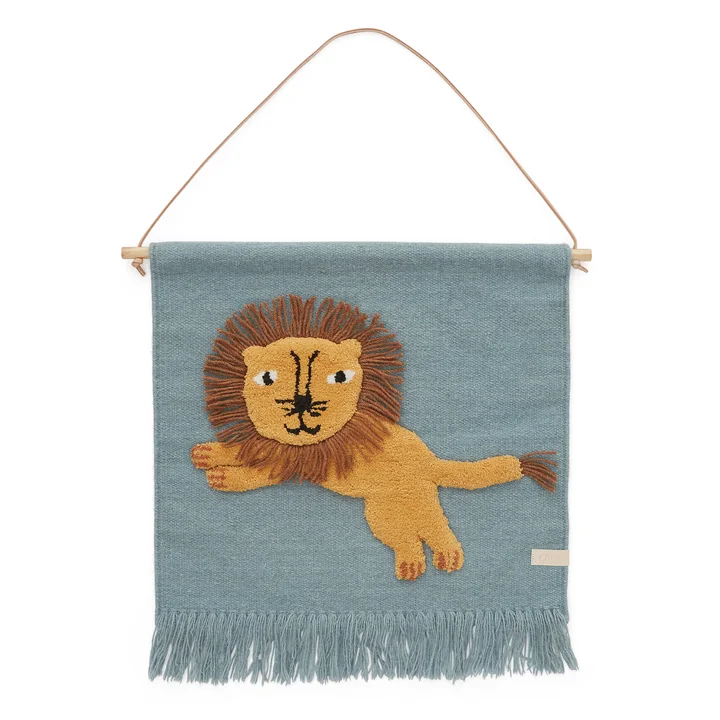 Children's tapestry with animal motif, lion / tourmaline by OYOY