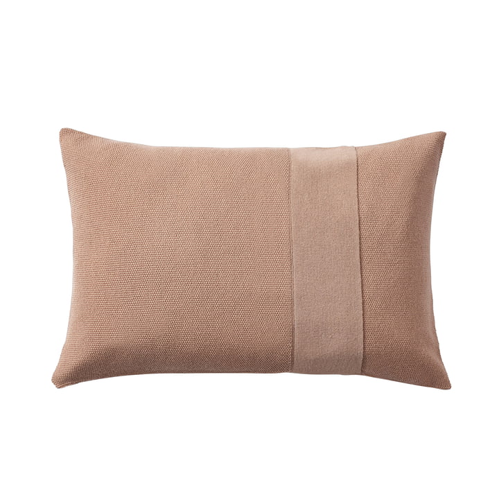 Layer cushion 40 x 60 cm from Muuto in dusty rose
