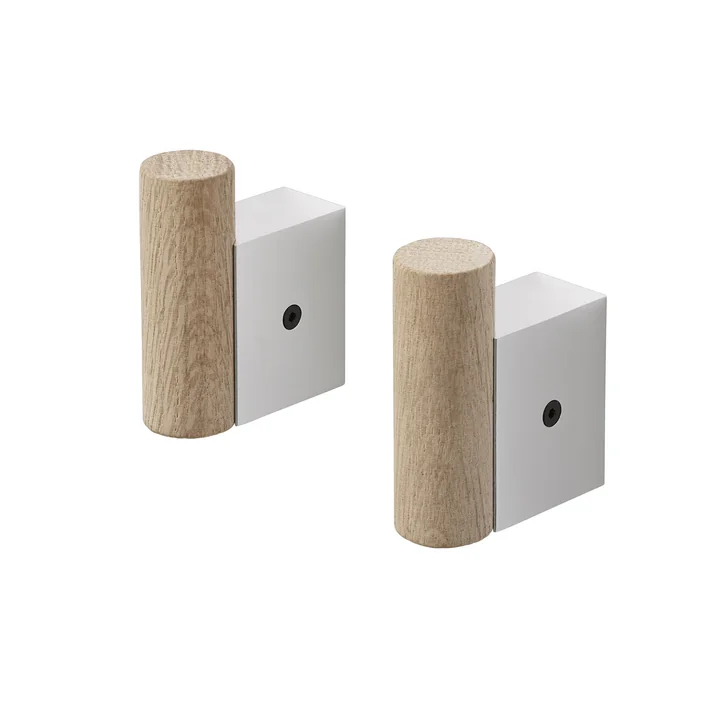 Attach Wall hooks from Muuto in oak / aluminum (set of 2)