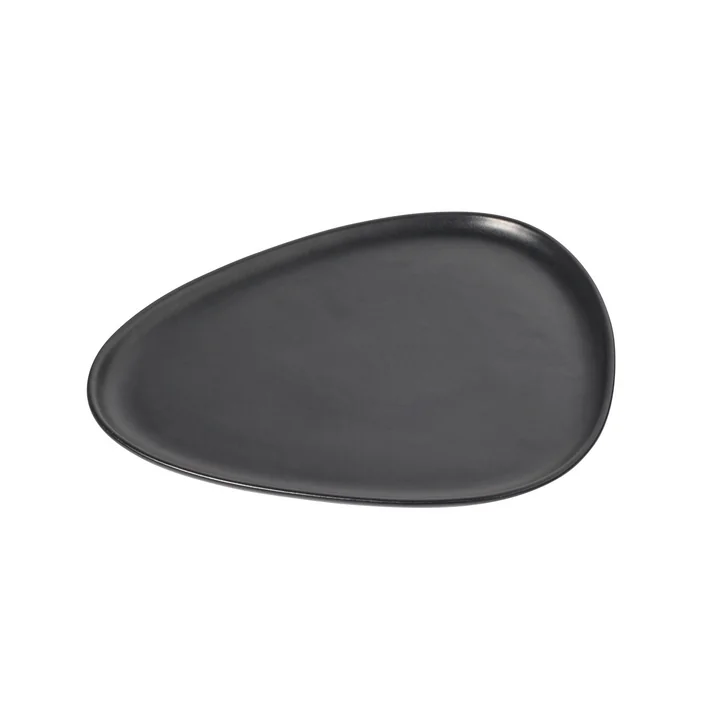 Curve Stoneware Dinner Plate 30 x 26 cm from Lind DNA in black