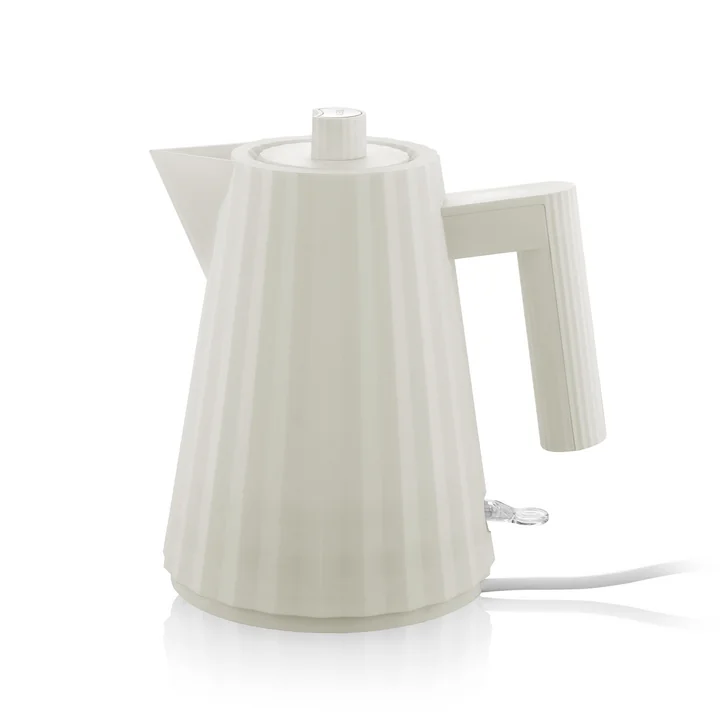 Plissé kettle 1 l from Alessi in white