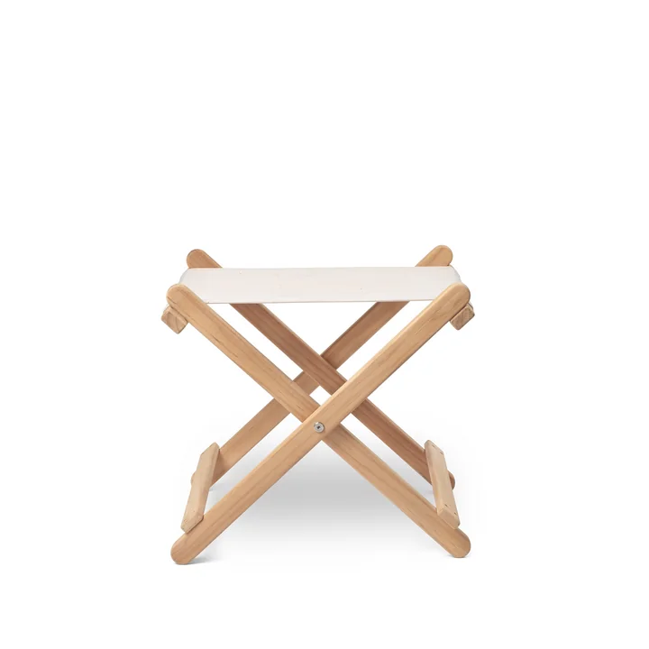 BM5768 Footstool from Carl Hansen in teak untreated