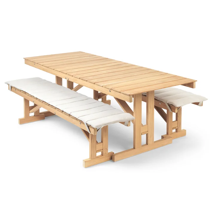 BM1771 Table and BM1871 bench with seat support of Carl Hansen