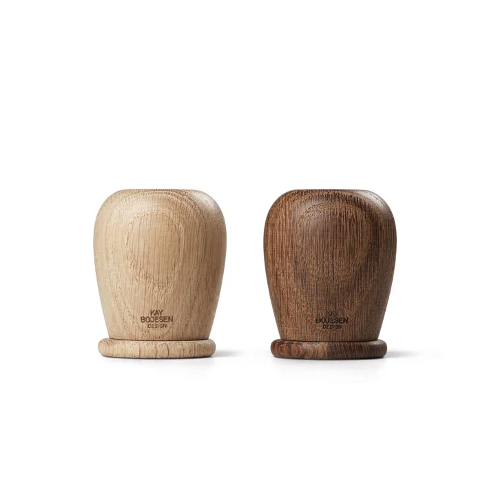 Salt and pepper shakers from Kay Bojesen in oak / oak smoked