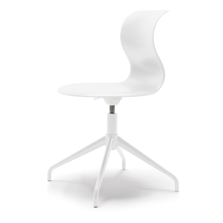 Pro Chair four-star aluminium frame by Flötotto in snow white