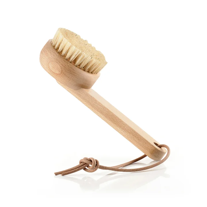 Inu bath brush 18,4 x 7 cm from Zone Denmark in beech