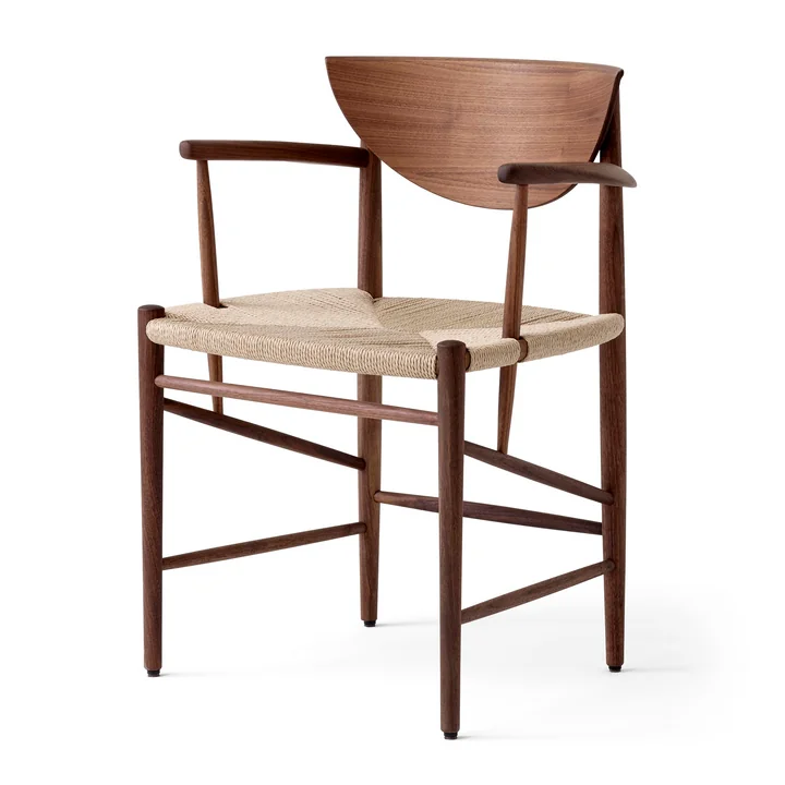 Drawn HM4 Armchair from & tradition in walnut oiled / paper cord natural