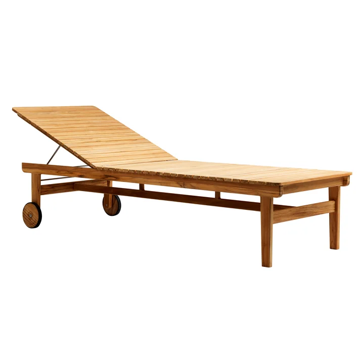 M8 Garden lounger from FDB Møbler in teak