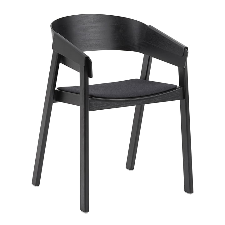 Cover Armchair by Muuto in black / Remix 183