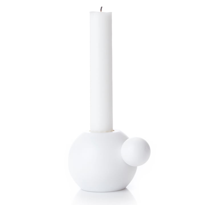 RoundNRound candle and tea light holder from applicata in white