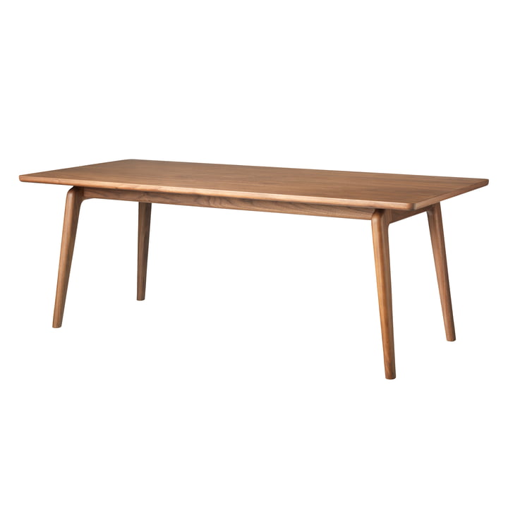 The D104 coffee table from FDB Møbler in walnut nature