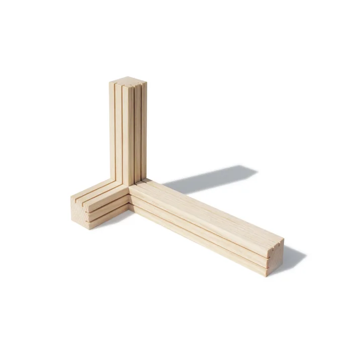 The Tri map holder from side by side in natural ash