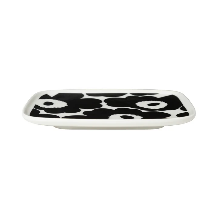 The Oiva Unikko serving platter from Marimekko in white / black