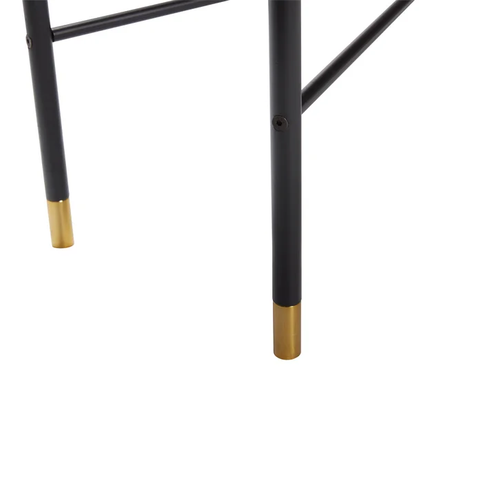 The feet of the chest of drawers with 2 compartments