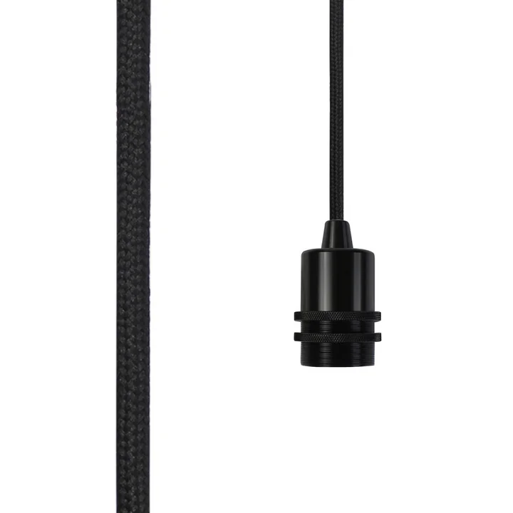 Bolt by NUD Collection in black / Raven (TT-09)