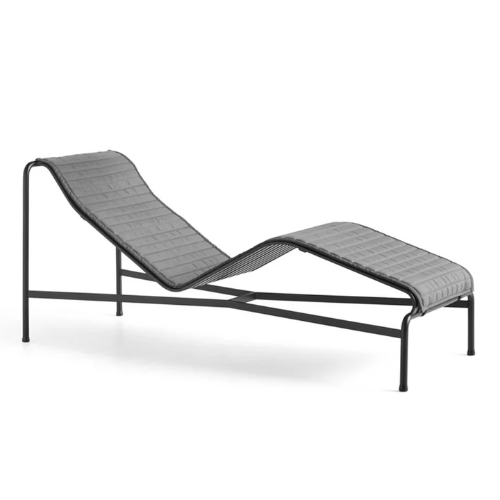 Comfortable cushion cover for the outdoor deckchair