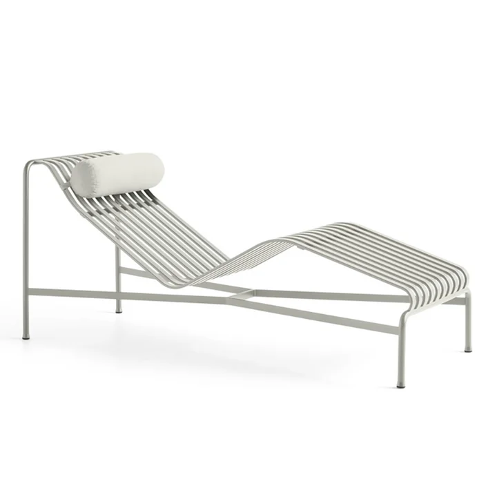 Comfortable headrest for the Palissade chaise lounge recliner