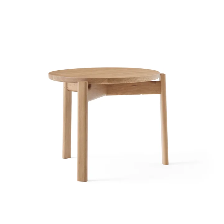The Passage Lounge table from Audo in natural oak, Ø 50 cm