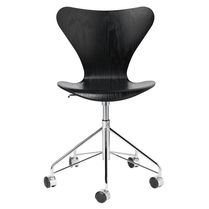 Series 7 office chair from Fritz Hansen in chrome / black stained ash