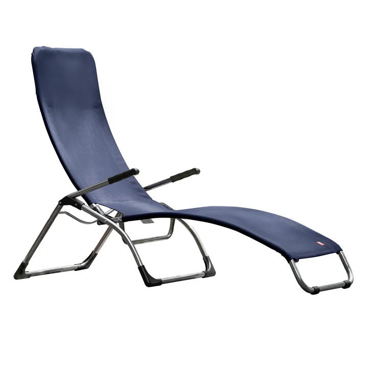 The terrace lounger Samba by Fiam, aluminum / dark blue