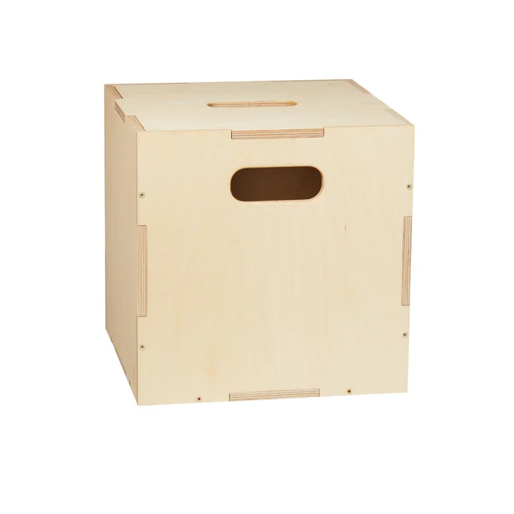 The Cube storage box from Nofred in nature
