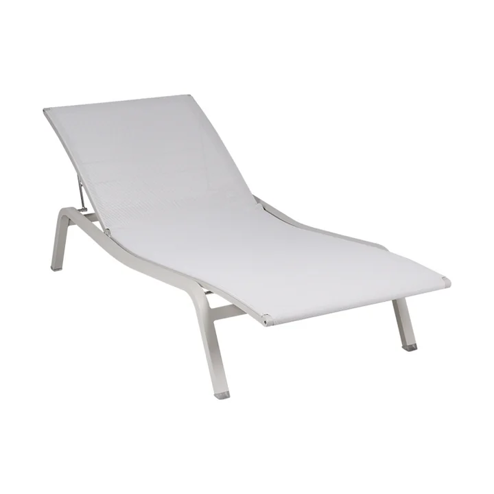 The Alize sun lounger adjustable from Fermob , clay gray