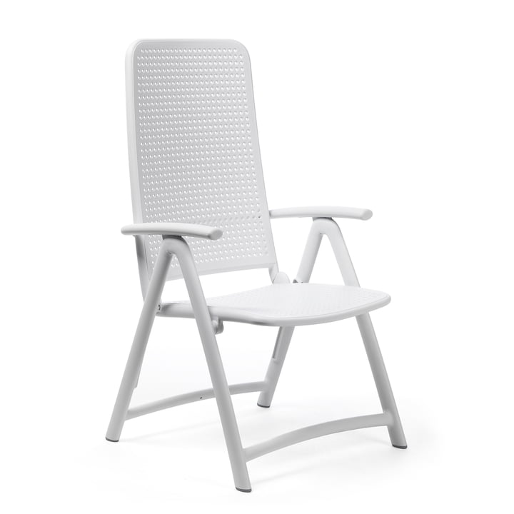 The Darsena Relax folding chair from Nardi , bianco