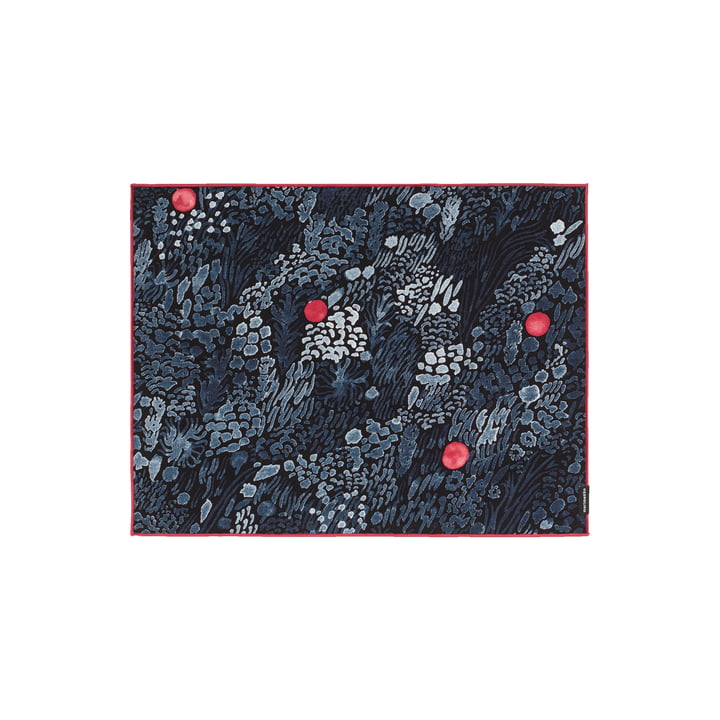 Kurjenmarja placemat from Marimekko in the version black / blue / red