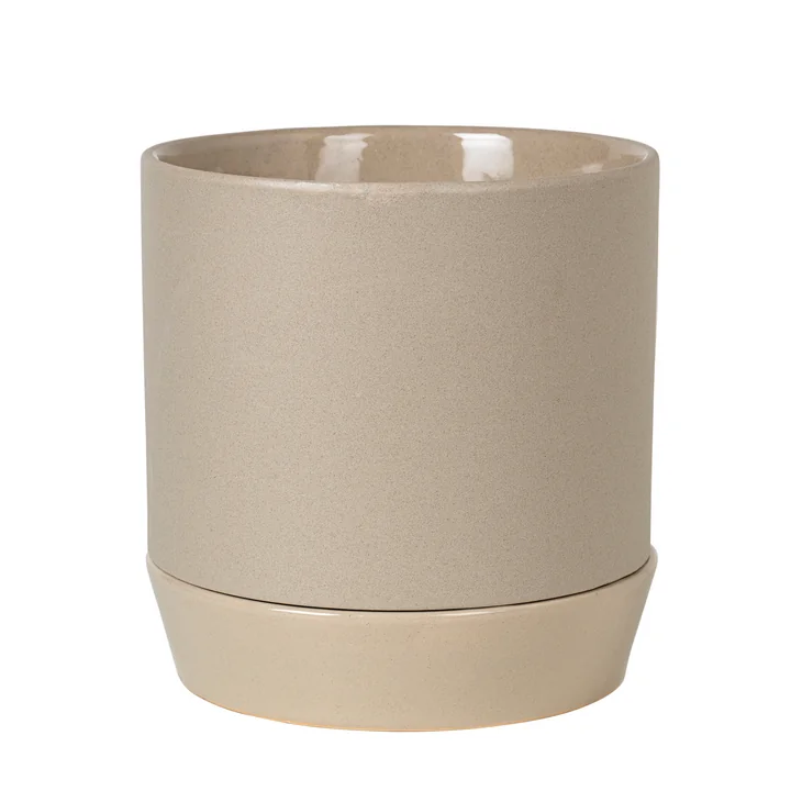 Denise Cachepot, Ø 21 x H 21 cm from Broste Copenhagen in dove grey