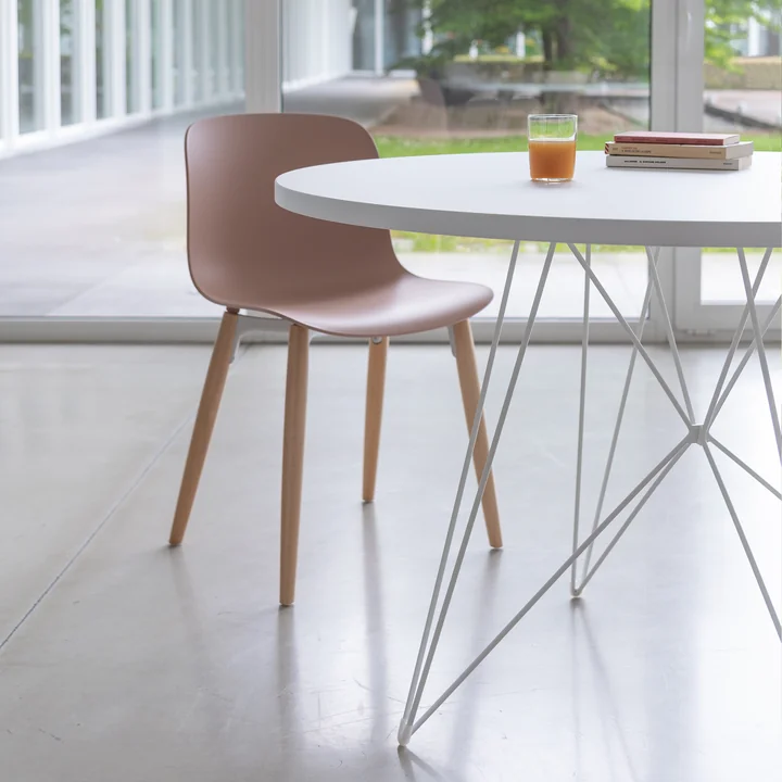 Tavolo XZ3 from Magis in round