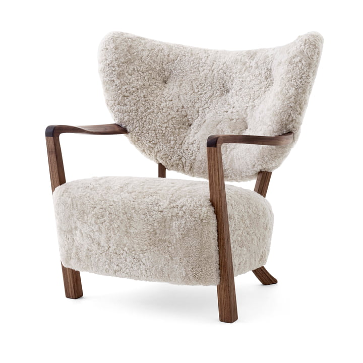 Wulff ATD2 Lounge Chair, Walnut Oiled / Sheepskin Moonlight by & Tradition