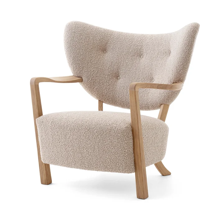 Wulff ATD2 Lounge Chair, oiled oak / beige ( Karakorum 003 ) from & Tradition