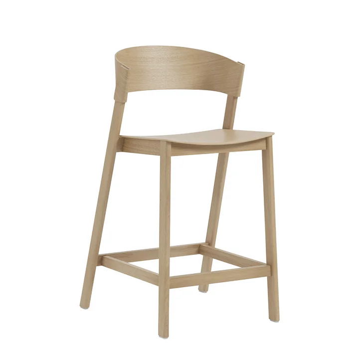 Cover Bar stool from Muuto in the colour oak