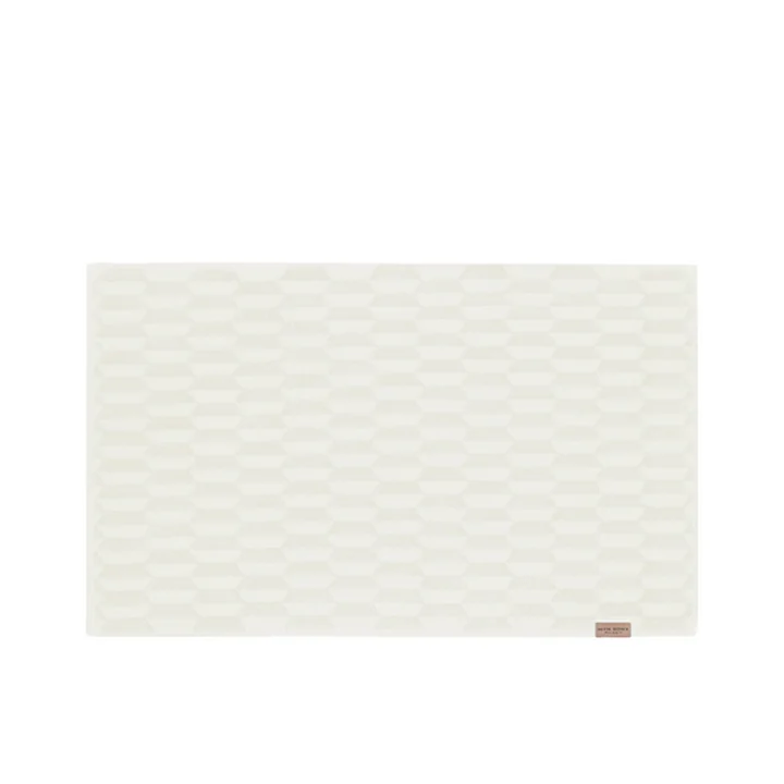 Geo Bathroom mat 50 x 80 cm from Mette Ditmer in off-white