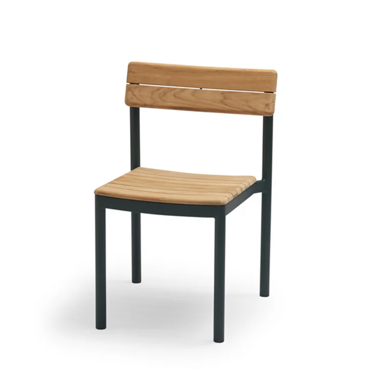 Pelago chair from Skagerak in hunting green