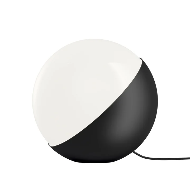 VL Studio 320 Table lamp, black from Louis Poulsen