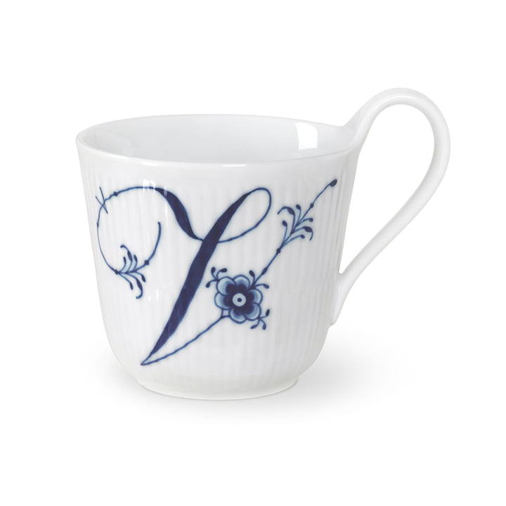 Alphabet cup with high handle 33 cl, V by Royal Copenhagen