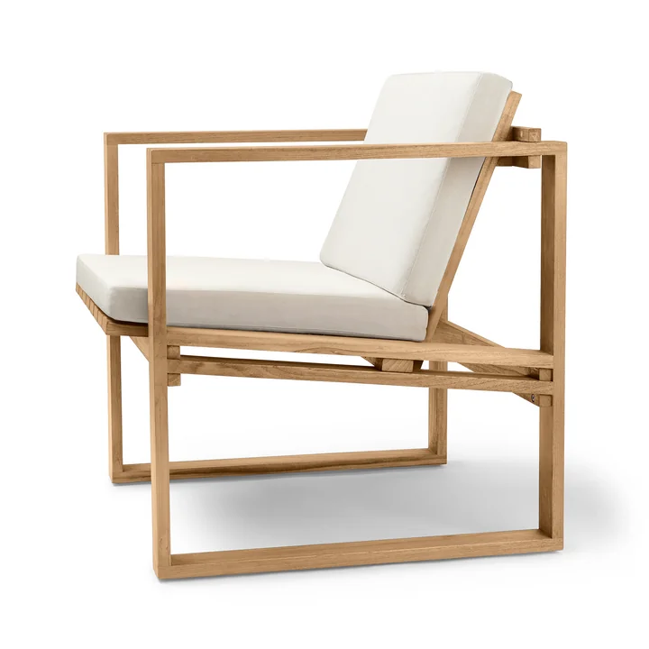 BK11 Lounge Chair from Carl Hansen in the version teak untreated