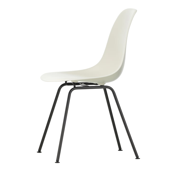 Eames Plastic Side Chair DSX from Vitra in the version pebble / basic dark