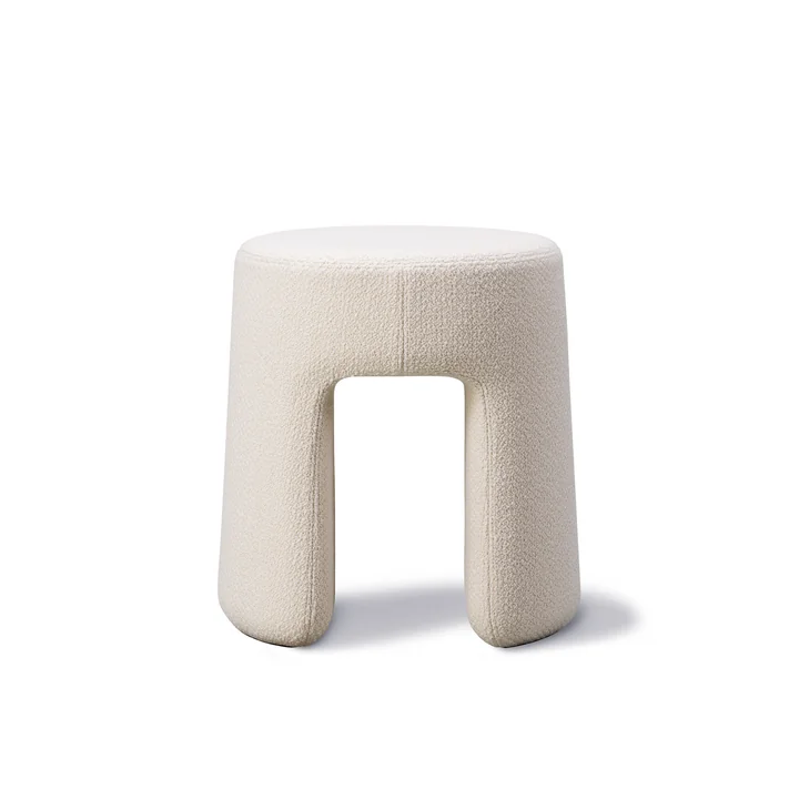 Sequoia Pouf Ø 40 cm, white (bouclé) from Fredericia