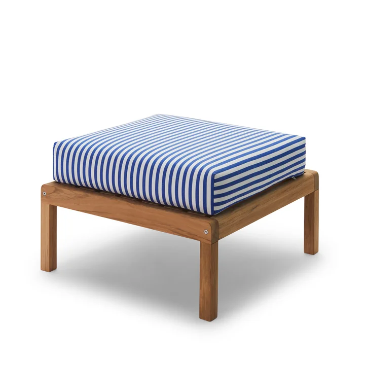 Virkelyst Pouf, teak / sea blue striped (Limited Edition) by Skagerak
