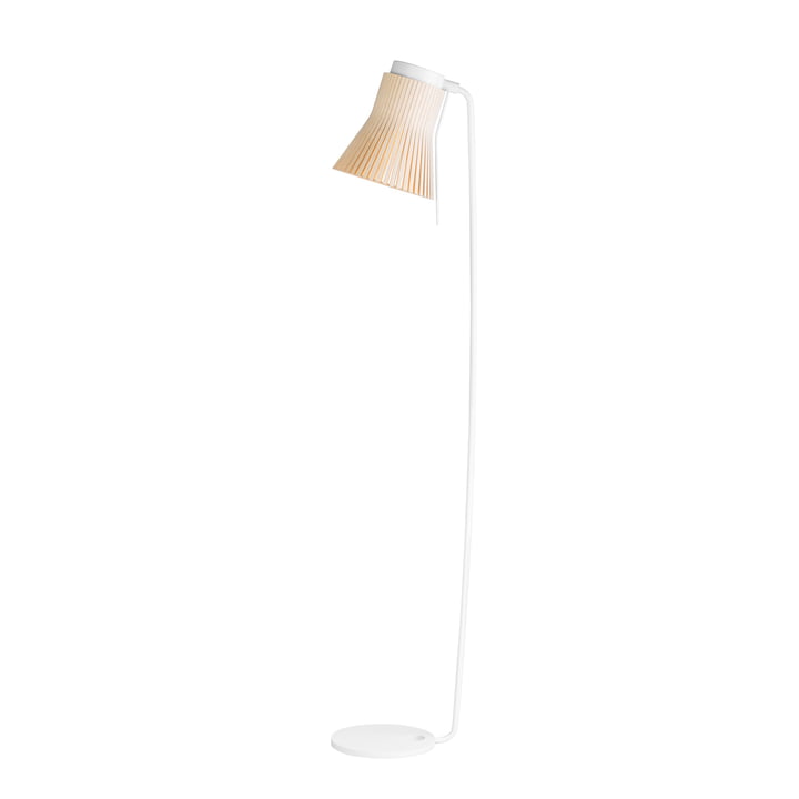 Petite 4610 Floor lamp from Secto in birch