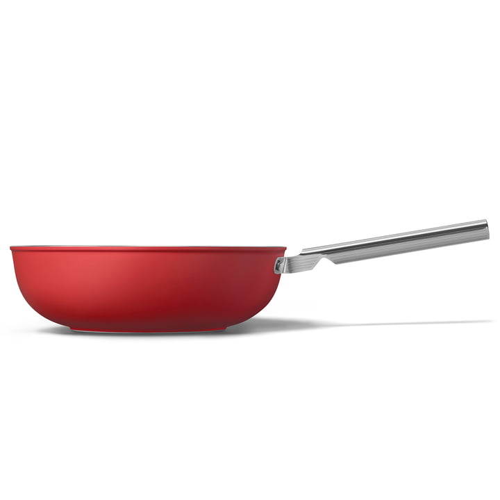 50's Style Wok from Smeg in color red