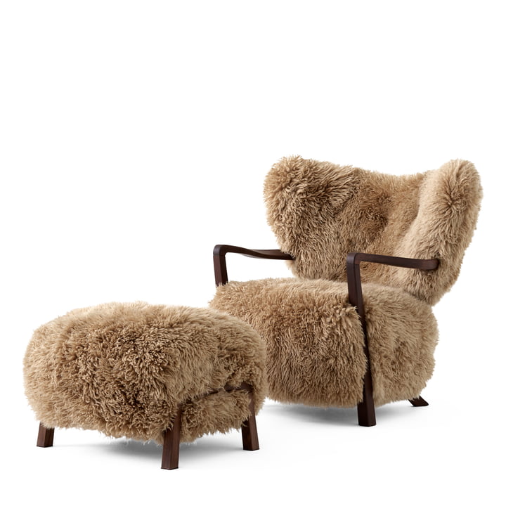 Wulff Lounge Chair ATD2 & free Wulff Pouf ATD3, Walnut Oiled / Sheepskin Honey (Action Set) from & Tradition