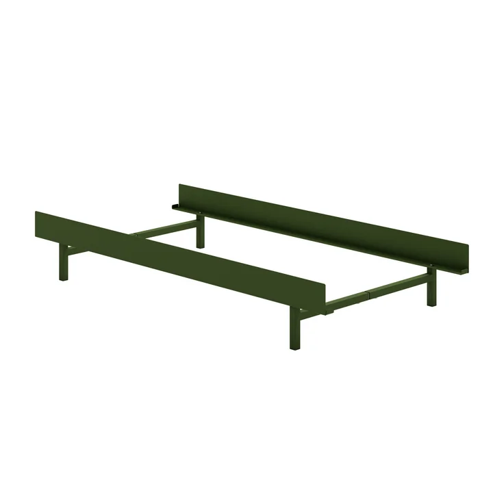 The 90 cm bed, pine green from Moebe