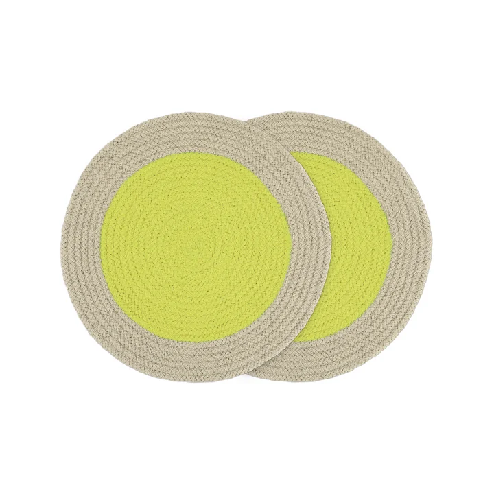 Cotton placemats from Remember in the design lime