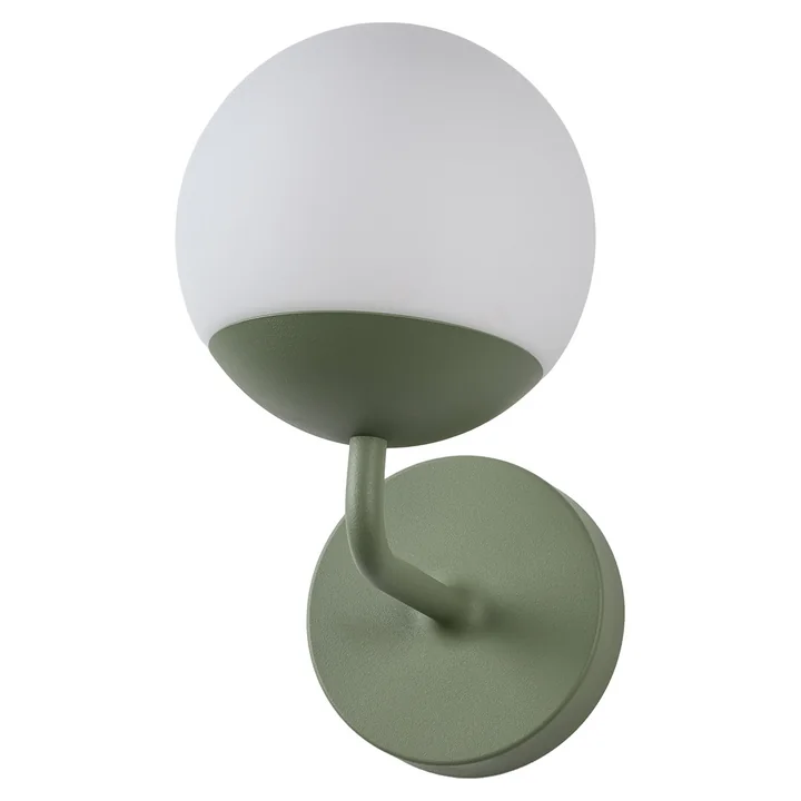 Mooon! Wall lamp from Fermob in color cactus