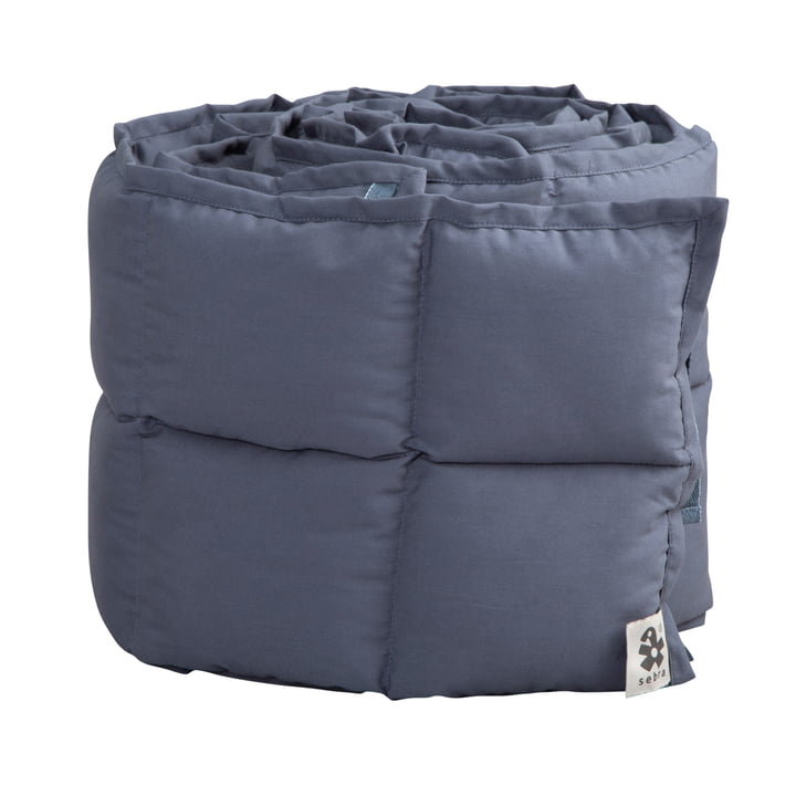 Baby bed nest from Sebra in the version square quilted / nordic blue