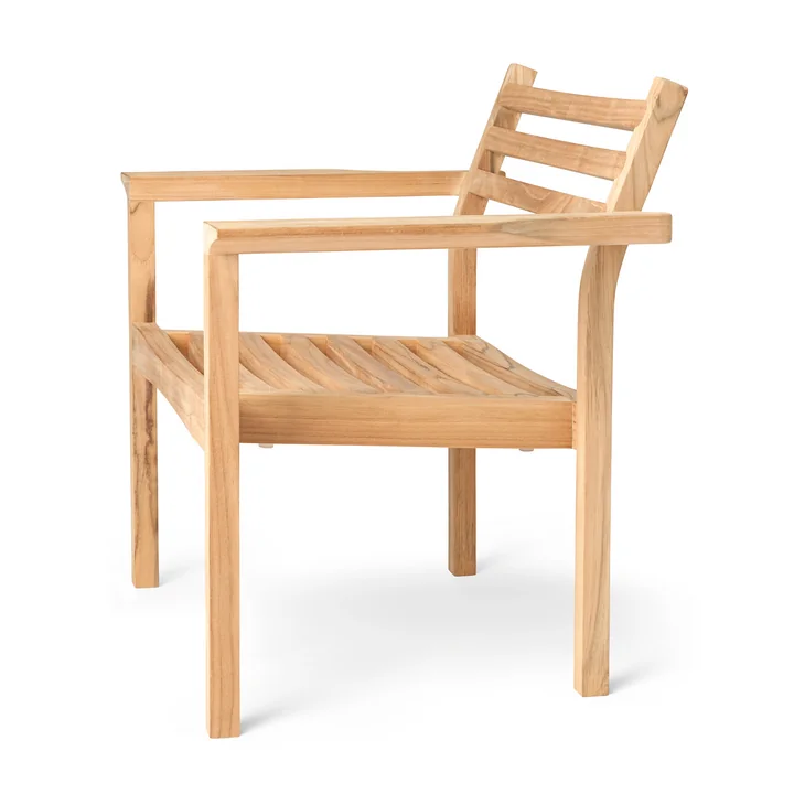 AH601 Outdoor lounge chair, teak untreated from Carl Hansen